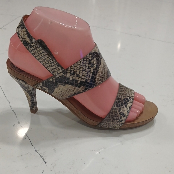 New Directions Snakeskin Heels Sz6.5 New Without Tag Or Box - Picture 1 of 10